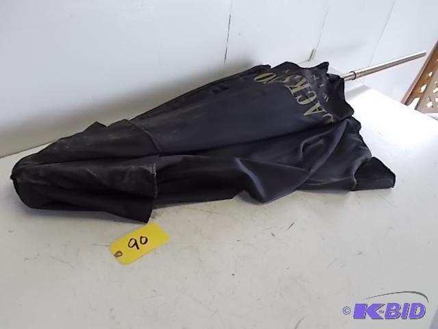 lot 90 image: Patio Umbrells, 7 12  High , No Base...
