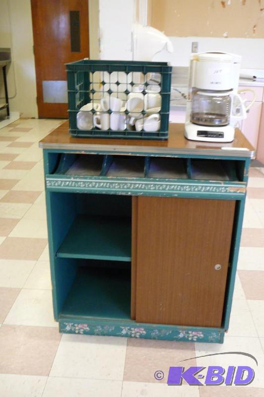 lot 104 image: Silverware&nbspcupboard 31&quotW x 19"...