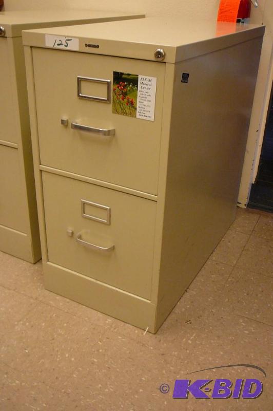 lot 125 image: Hon 2 drawer metal filing cabinet...
