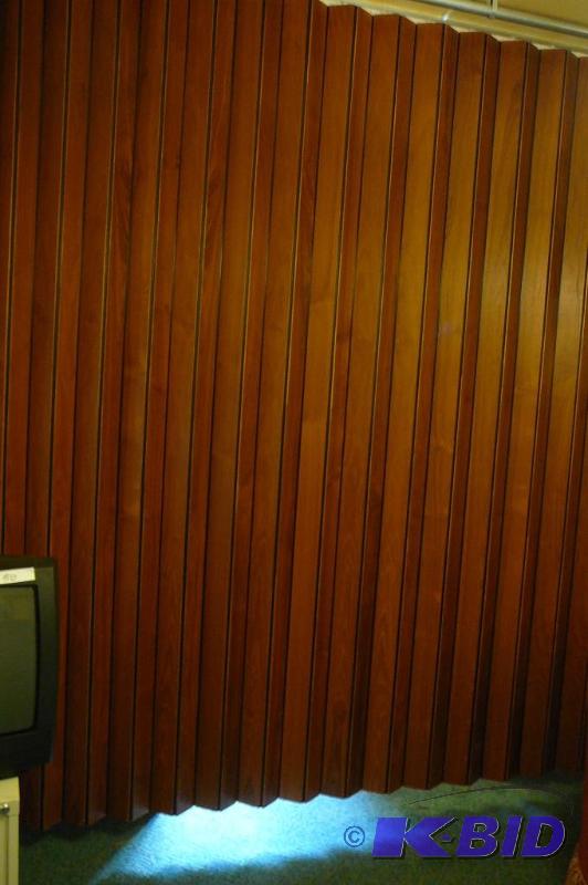 lot 142 image: Wooden room divider with track 16ft L x 106&q...