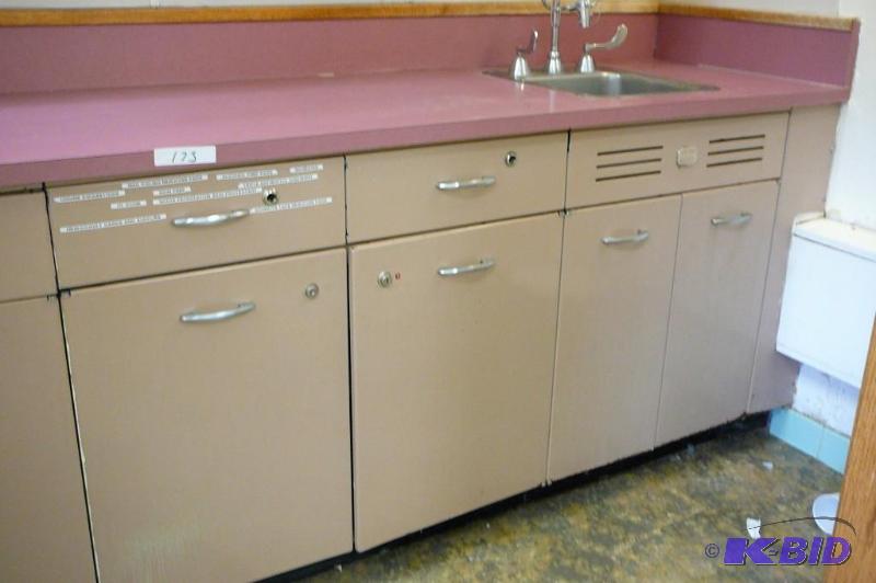 lot 173 image: Base cabinet with sink 129-12&quotL x 25-1...