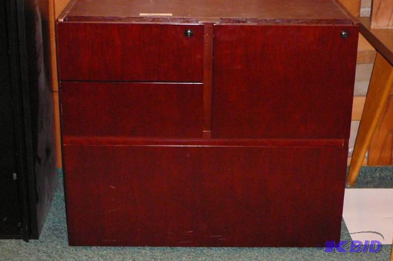 lot 50 image: 3 drawer cabinet  32&quotW x 19&quotD ...