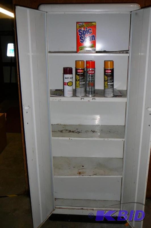 lot 221 image: Metal storage cabinet with misc spray enamel,...