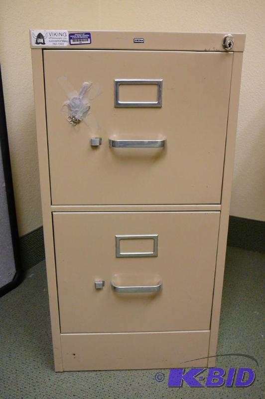 lot 249 image: Hon 2 drawer metal filing cabinet...