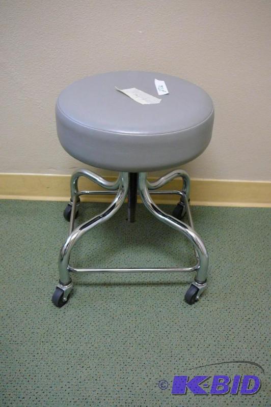 lot 256 image: Grey adjustable stool on casters ...