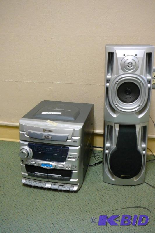 lot 271 image: White westing house 5CD changer stereo with 2...