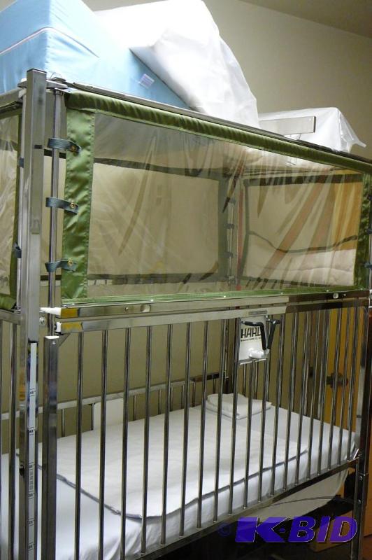 lot 273 image: Hard neonate crib with pediatric aerosol tent...