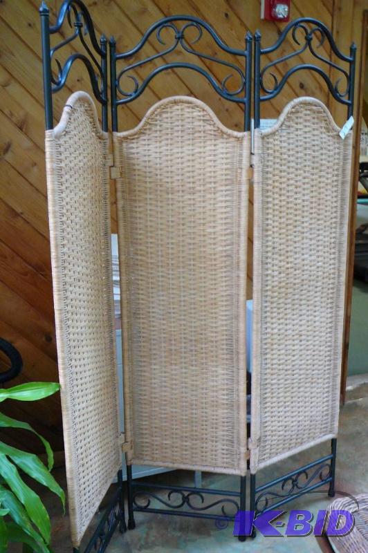 lot 277 image: Wicker and metal room divider ...