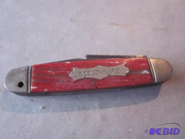 lot 102 image: Vintage Fairmount Cutlery Co. scout knife, br...
