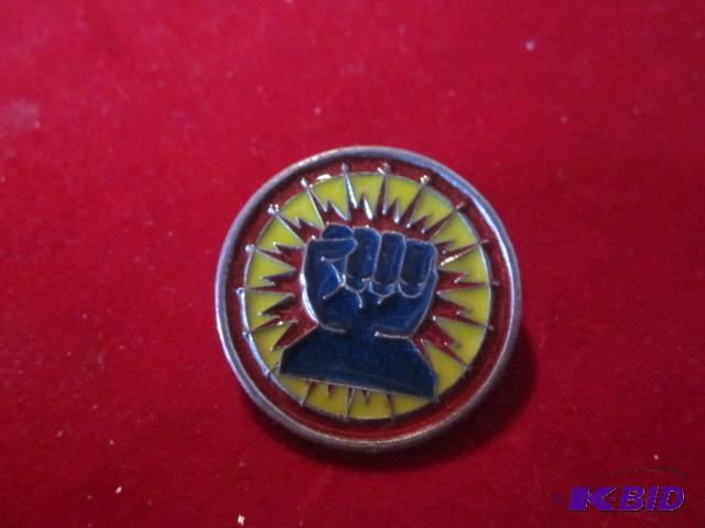 lot 116 image: Collectible FASA Battletech Reaper pin....