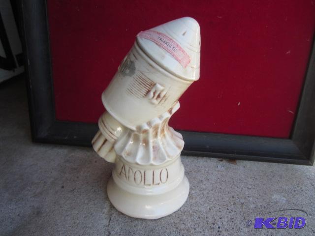lot 131 image: Collectible Vintage Apollo Whiskey liquor dec...