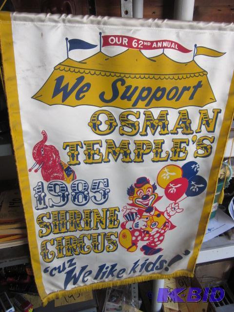 lot 137 image: Vintage 1985 21 inch x 33 inch Osman Shrine C...
