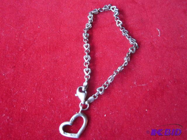 lot 4 image: Antique Sterling Silver heart link bracelet w...
