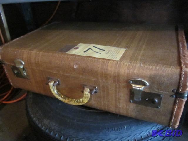 lot 71 image: Vintage suitcase with leather edge, bakelite ...