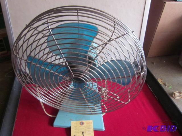 lot 72 image: Vintage blue fan. ...