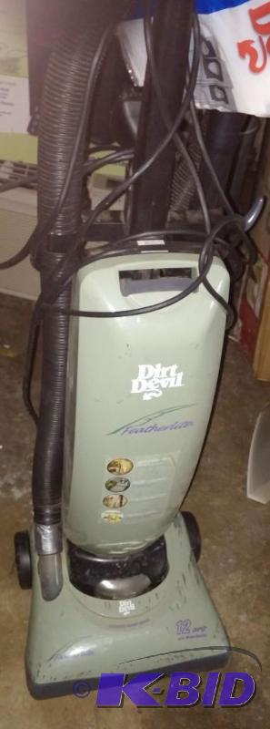 Dirt Devil Vacuum