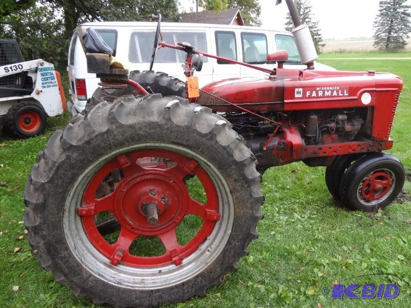 IH Farmall Super H