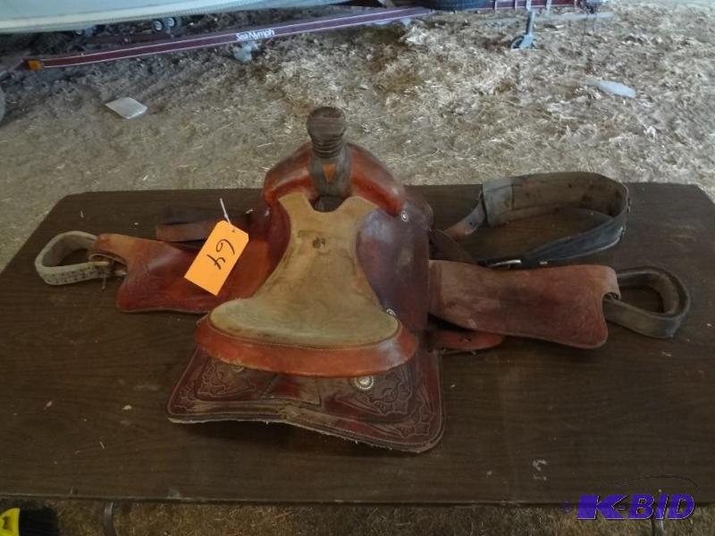 Saddle