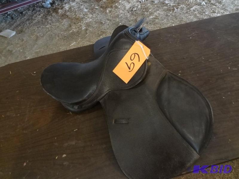 Saddle