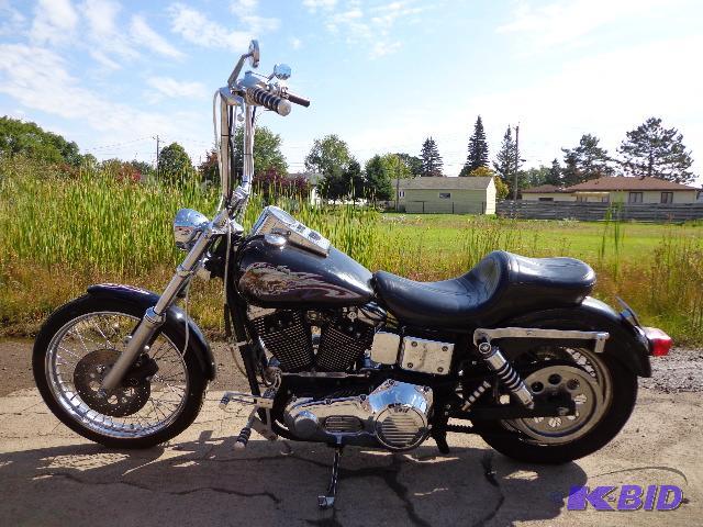 Harley Davidson Two Tone Dyna&nbspGlide FXDW...