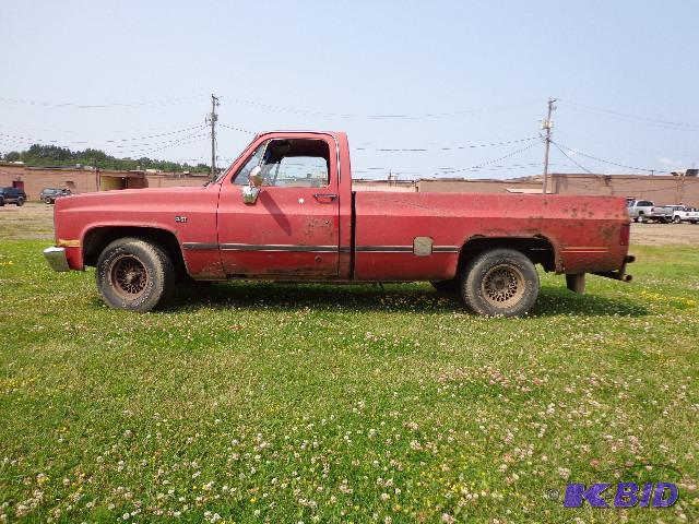 1987 Chevrolet 12 Ton Custom Deluxe  Year 1...