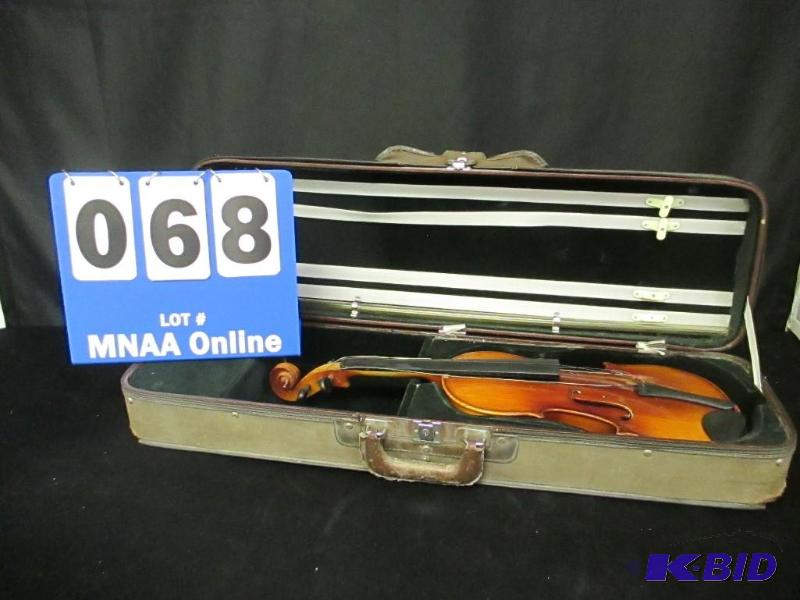 lot 00068 image: Lark Violin