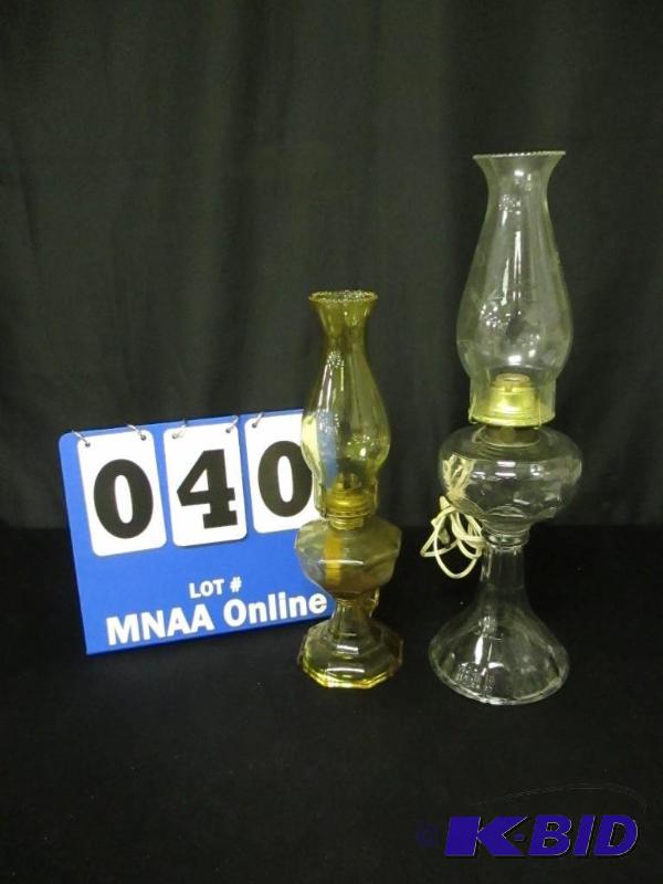 lot 40 image: 2 Vintage Kerosene Lamps