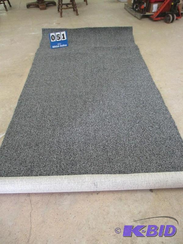 lot 51 image: Grey Outdoor Carpet