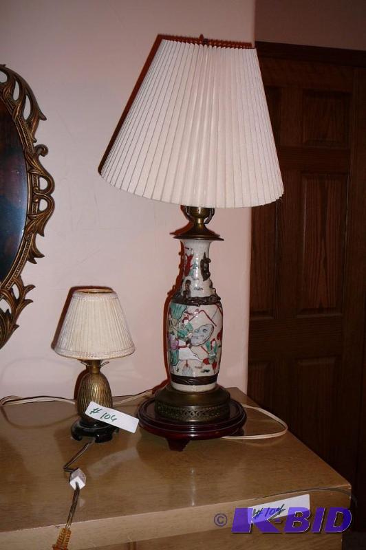 2 Lamps...