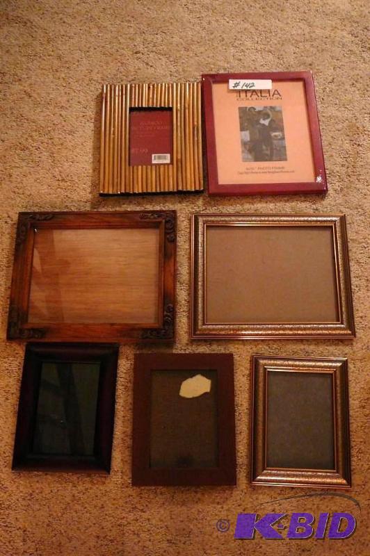 Lot of frames&nbsp 3- 9&quotH x 7&quotW 1-...