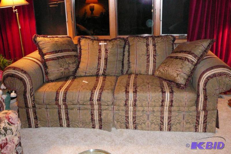 American Jignature couch with 4 matching thro...