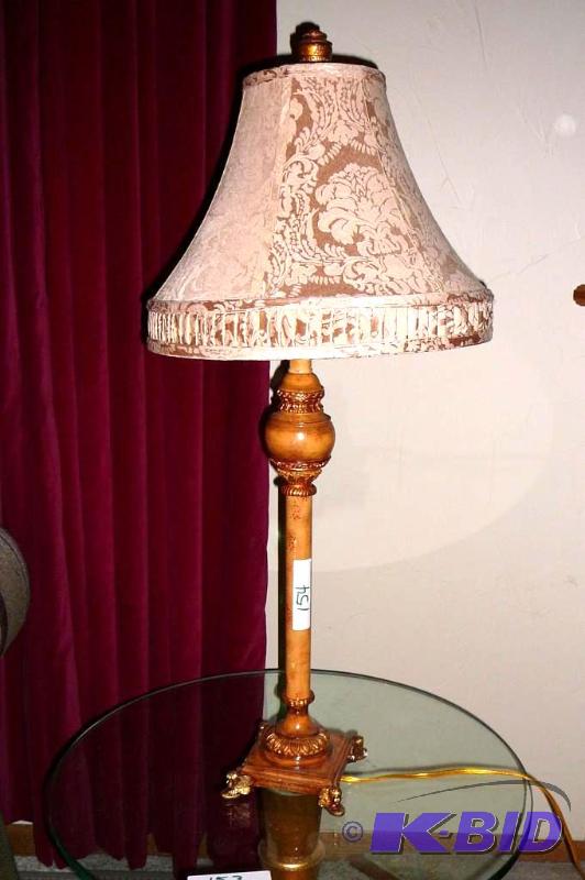 Very nice lamp 35&quotH...