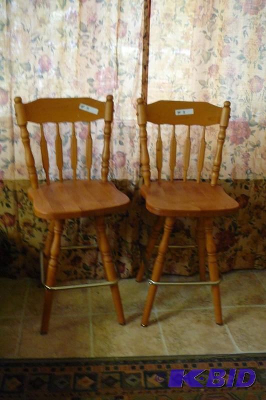 2 swivel wooden bar stools 24&quot tall in v...