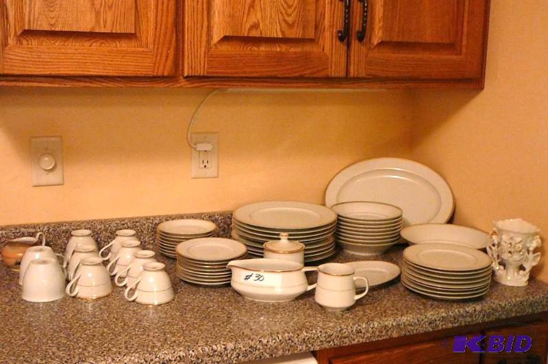 Brentwood fine china dining set coffee cups, ...