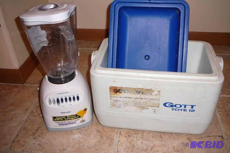 Oster 12 speed blender, plastic jar like new ...