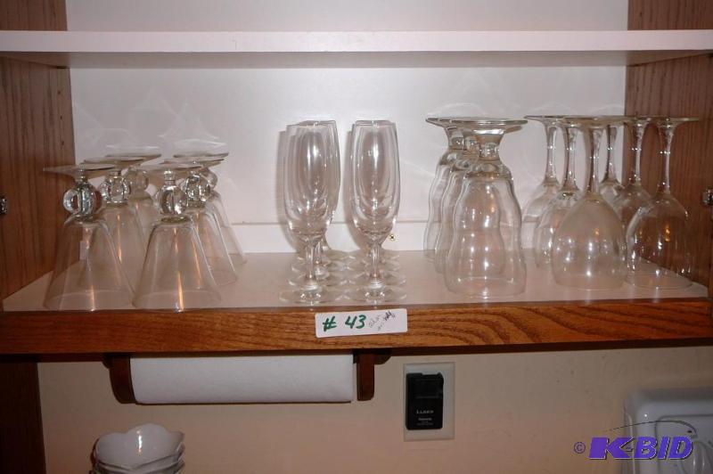Lot of miscellaneous&nbspwine glasses, Champ...