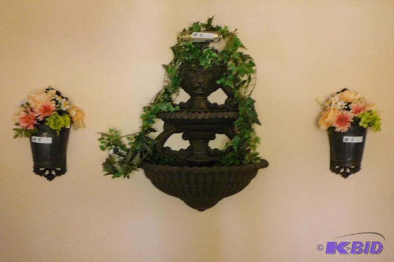 Lion fountain 28&quot tall x 24&quot wide&n...