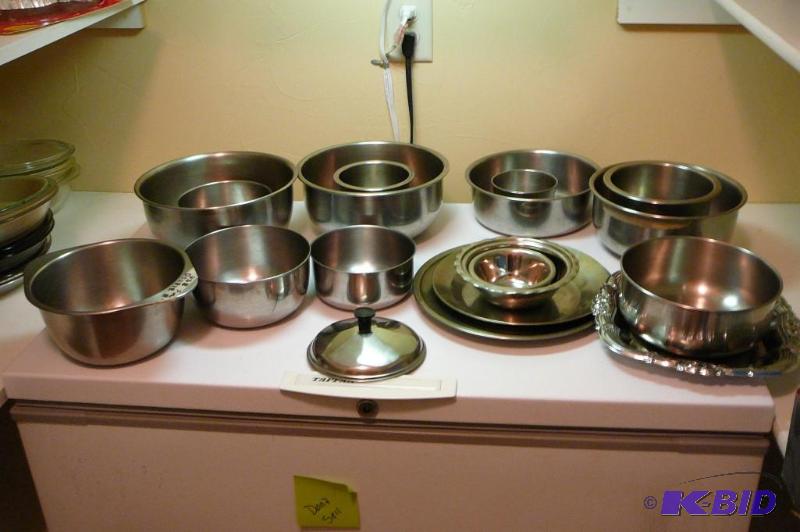 Large lot of miscellaneous sized stainless st...