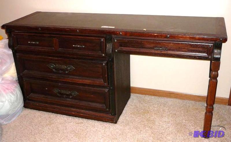 lot 229 image: Vintage 4 drawer writing&nbspdesk 60&quotL ...