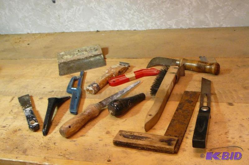 lot 328 image: Lot of miscellaneous hand tools, key whole sa...