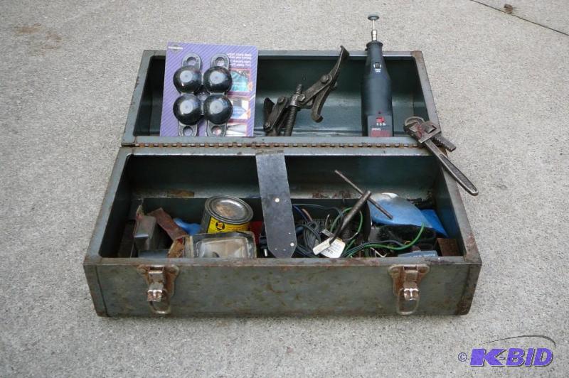 lot 369 image: Craftsman tool box with misc tools ,pipe wren...