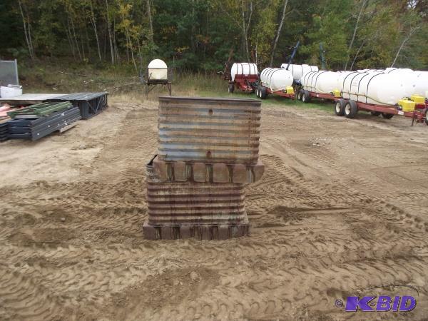 (2) Storage Containers   Containers would wor...