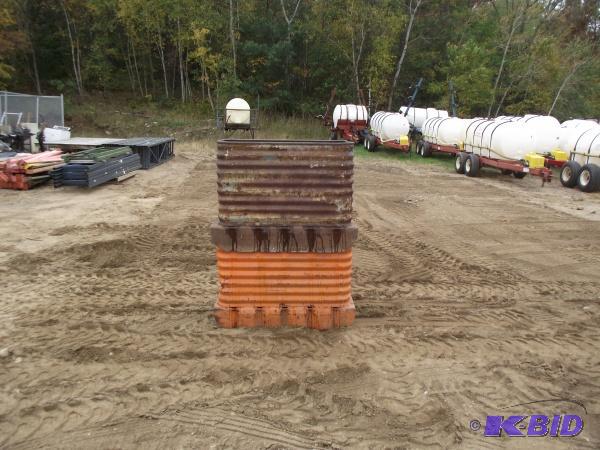 (2) Storage Containers   Containers would wor...