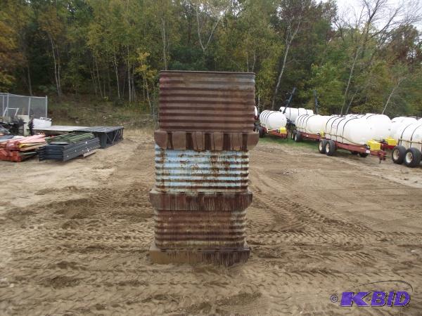 (3) Storage Containers   Containers would wor...