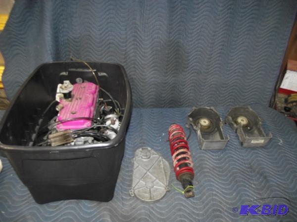 Polaris XLT Snowmobile Engine and Parts   Inc...
