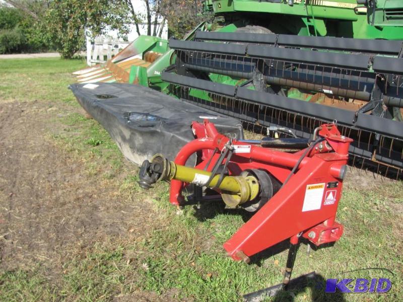 lot 13 image: New Idea 5409 Disc Mower