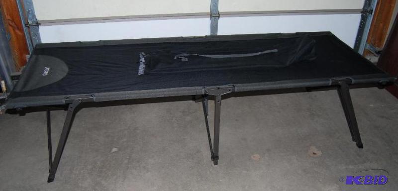 XL HD Instant Cot, 600-denier polyester fabri...