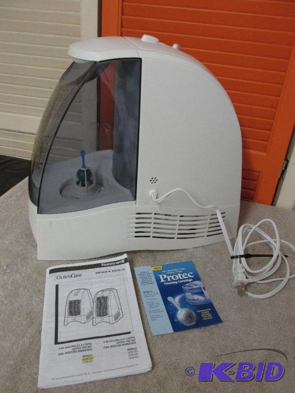 lot 101 image: QuietCare Cool Mist Humidifier
