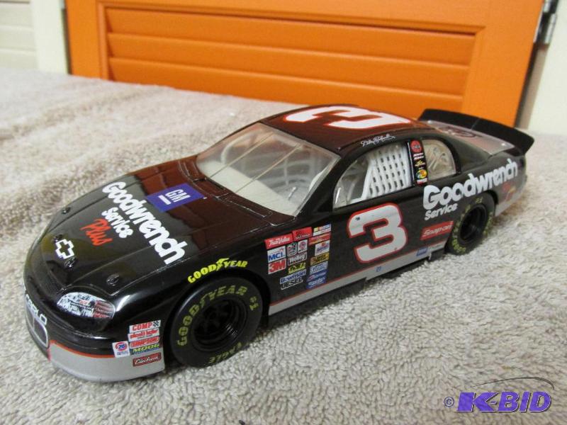lot 26 image: Dale Earnhardt - Hasbro - #3 - 1999 Goodwrench