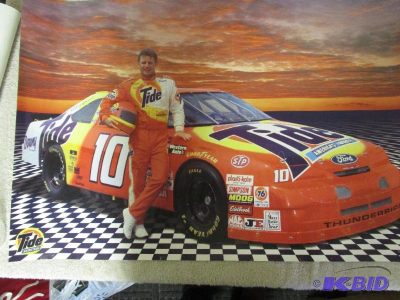 lot 43 image: Poster - Tide